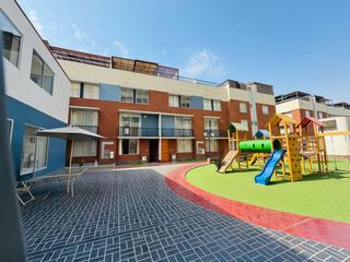Foto 1 de Vive con comodidad y estilo en esta amplia casa dentro del exclusivo condominio Mambo Tress en Comas!