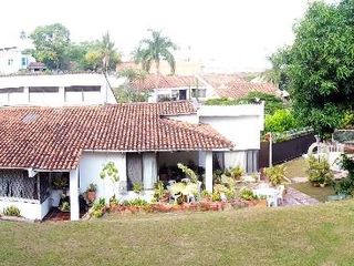 Foto 6 de VENDO CASA CIUDAD JARDIN ÁREA LOTE 1.581.48 ÁREA CONSTRUCCIÓN 385M2 VALOR $2.900.000.000