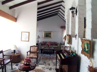 Foto 19 de VENDO CASA CIUDAD JARDIN ÁREA LOTE 1.581.48 ÁREA CONSTRUCCIÓN 385M2 VALOR $2.900.000.000