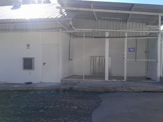 Foto 1 de RENTO NAVE INDUSTRIAL EN EL VALLE DE LOS CHILLOS