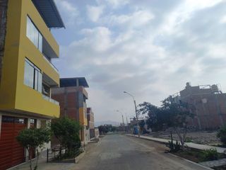 Foto 4 de VENDO TERRENO RESIDENCIAL DE 105 M2 EN URB. ESMERALDA 1RA ETAPA CARABAYLLO