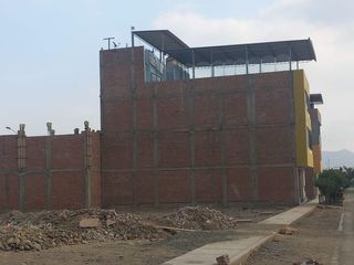 Foto 7 de VENDO TERRENO RESIDENCIAL DE 105 M2 EN URB. ESMERALDA 1RA ETAPA CARABAYLLO