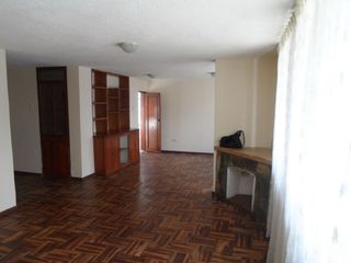 Foto 1 de Arriendo Departamento Amplio Departamento Sector La Carolina