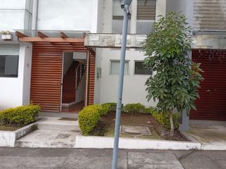 Foto 2 de Venta Hermosa Casa Sector Reservorio Guangopolo.