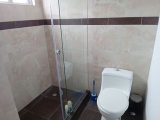 Foto 22 de Venta Hermosa Casa Sector Reservorio Guangopolo.