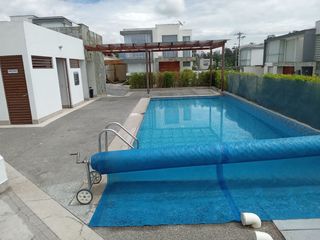 Foto 41 de Venta Hermosa Casa Sector Reservorio Guangopolo.