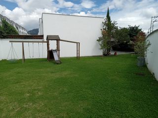 Foto 40 de Venta Hermosa Casa Sector Reservorio Guangopolo.