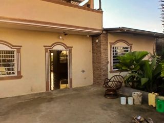 Foto 3 de VENTA DE CASA BARATA EN EL CARMEN, MANABÍ