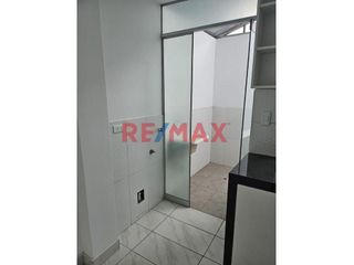 Foto 12 de Dúplex Con Vista Al Parque En San Martín De Porres – 101 M² De Confort Y Amplitud