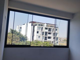 Foto 2 de ¡Vive A Lo Grande! Dúplex Con Terraza Y 5 Dormitorios En Surco S/. 1'090,119.00 - $ 298,663.00