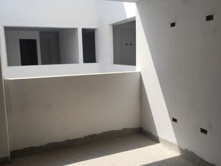 Foto 7 de ¡Vive A Lo Grande! Dúplex Con Terraza Y 5 Dormitorios En Surco S/. 1'090,119.00 - $ 298,663.00