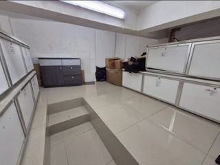 Foto 6 de Alquiler Local Comercial en La Bahia, Guayaquil. Areas 180 m² Pb y 120 m² Piso 1