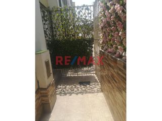 Foto 10 de Venta Casa 3 Pisos De 85M2, Carabayllo