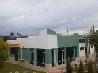 Foto 2 de Hermosa Casa En Venta Pintag – Valle de los Chillos