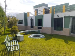 Foto 9 de Hermosa Casa En Venta Pintag – Valle de los Chillos