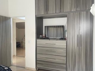 Foto 8 de CASA GRANDE REMODELADA EN GRANJAS