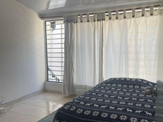Foto 9 de CASA GRANDE REMODELADA EN GRANJAS