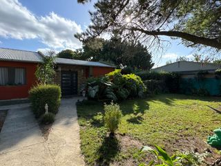 Foto 1 de Venta casa Zona La Rural