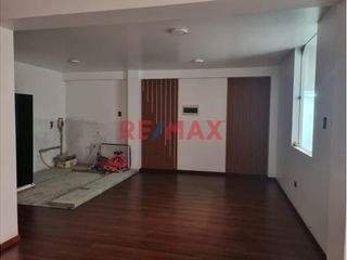 Foto 3 de 1136734 Venta! Hermosa Casa Ideal Para Familia En La Urb. La Roncadora Santa Clara, Ate
