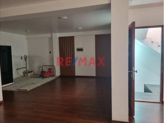 Foto 5 de 1136734 Venta! Hermosa Casa Ideal Para Familia En La Urb. La Roncadora Santa Clara, Ate