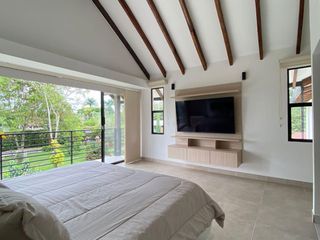 Foto 5 de VENDO CASA FINCA EN ROZO AREA 5.500  VALOR $2.600.000.000