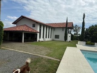 Foto 4 de VENDO CASA FINCA EN ROZO AREA 5.500  VALOR $2.600.000.000
