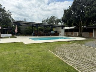 Foto 8 de VENDO CASA FINCA EN ROZO AREA 5.500  VALOR $2.600.000.000