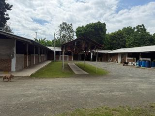 Foto 13 de VENDO CASA FINCA EN ROZO AREA 5.500  VALOR $2.600.000.000