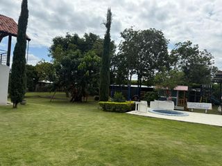 Foto 9 de VENDO CASA FINCA EN ROZO AREA 5.500  VALOR $2.600.000.000