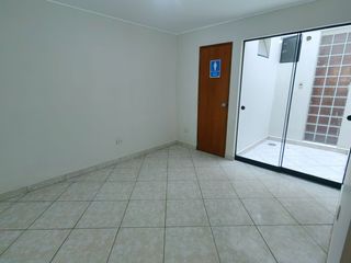 Foto 12 de Edificio de 3 Pisos en Alquiler en Zona Estratégica de Ica