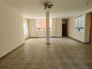 Foto 20 de Edificio de 3 Pisos en Alquiler en Zona Estratégica de Ica