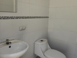 Foto 49 de Edificio de 3 Pisos en Alquiler en Zona Estratégica de Ica
