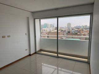 Foto 11 de VENDO HERMOSO DEPARTAMENTO LINCE PISO 7 DPTO+ COCHERA