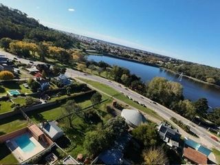 Foto 4 de Inmejorable propiedad Comercial en el dique de Tandil