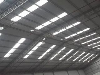 Foto 10 de ALQUILER BODEGA VÍA A DAULE, GUAYAQUIL: 3930m² (2 Naves), Andenes, Resistencia 10 Ton/m² + Seguridad