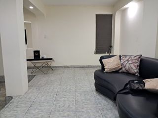 Foto 5 de Se alquila amplia casa en ciudadela Guayasur