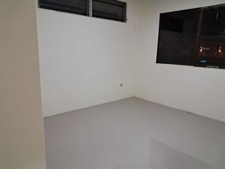 Foto 14 de Se alquila amplia casa en ciudadela Guayasur