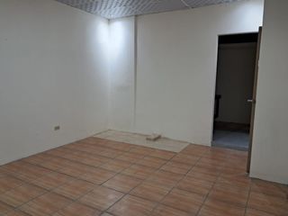 Foto 12 de Se alquila amplia casa en ciudadela Guayasur