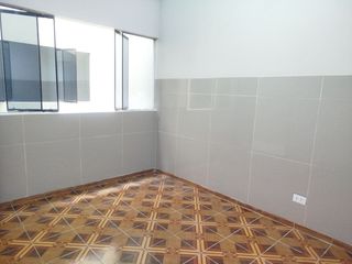 Foto 12 de ALQUILER DE DEPARTAMENTO PRIMER PISO EN URB. SANTA MARIA, CHOSICA