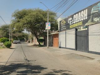 Foto 2 de Alquiler de Amplio Local Comercial en Urb. San José Cercado de Ica