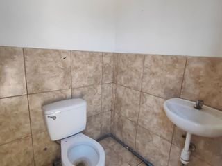 Foto 9 de Alquiler de Amplio Local Comercial en Urb. San José Cercado de Ica