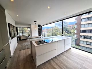 Foto 2 de Venta de apartamento en Chico, Bogota, NOVO