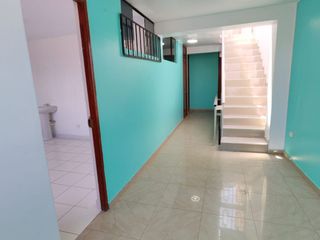 Foto 15 de ALQUILO LINDA OFICINA CONSULTORIO FRENTE A HOSPITAL 22m2 PISO 3 PUENTE PIEDRA