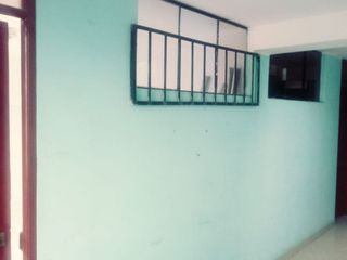 Foto 12 de ALQUILO LINDA OFICINA CONSULTORIO FRENTE A HOSPITAL 22m2 PISO 3 PUENTE PIEDRA