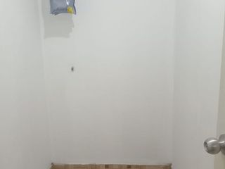 Foto 7 de ALQUILO OFICINA CONSULTORIO 17M2 con BAÑO PPLAZA ARMAS Puente Piedra PISO2 Múdate, crece Ya!