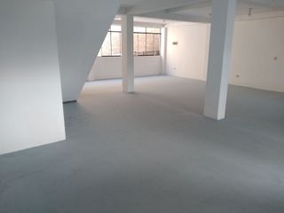 Foto 9 de ALQUILO LOCAL MUY GRANDE 216M2 PISO 3 TRES, EN AV LOS ANGELES ATE EMPRESARIOS GAMARRA