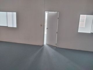 Foto 19 de ALQUILO LOCAL MUY GRANDE 216M2 PISO 3 TRES, EN AV LOS ANGELES ATE EMPRESARIOS GAMARRA