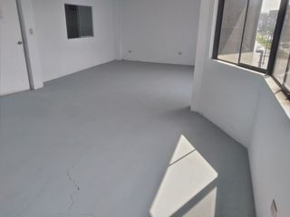 Foto 22 de ALQUILO LOCAL MUY GRANDE 216M2 PISO 3 TRES, EN AV LOS ANGELES ATE EMPRESARIOS GAMARRA