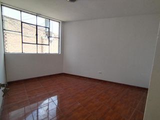 Foto 5 de Vendo Departamento en El Rimac