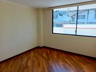 Foto 7 de En Venta Suite Sector Centro Comercial El Bosque - Oportunidad